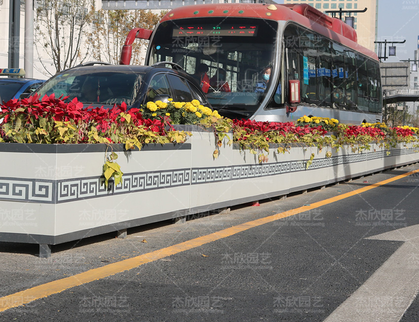 關于道路護欄花箱的問題，一次講清